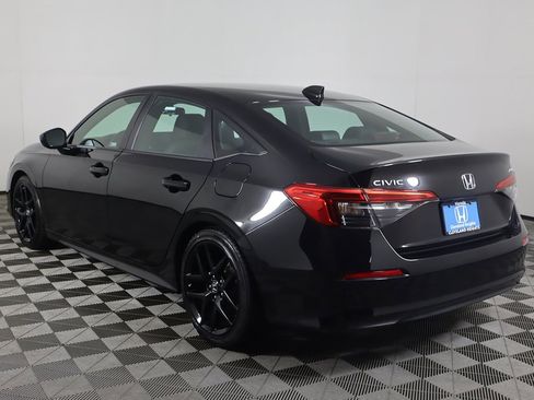 Used 2024 Honda Civic Sport image 6