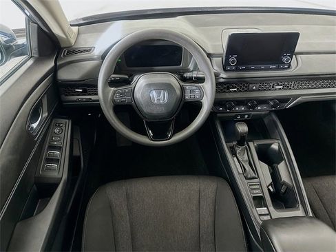 Certified 2023 Honda Accord EX image 3