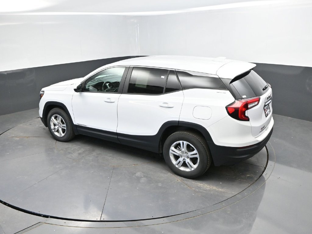 Used 2024 GMC Terrain SLE AWD/4WD image 28