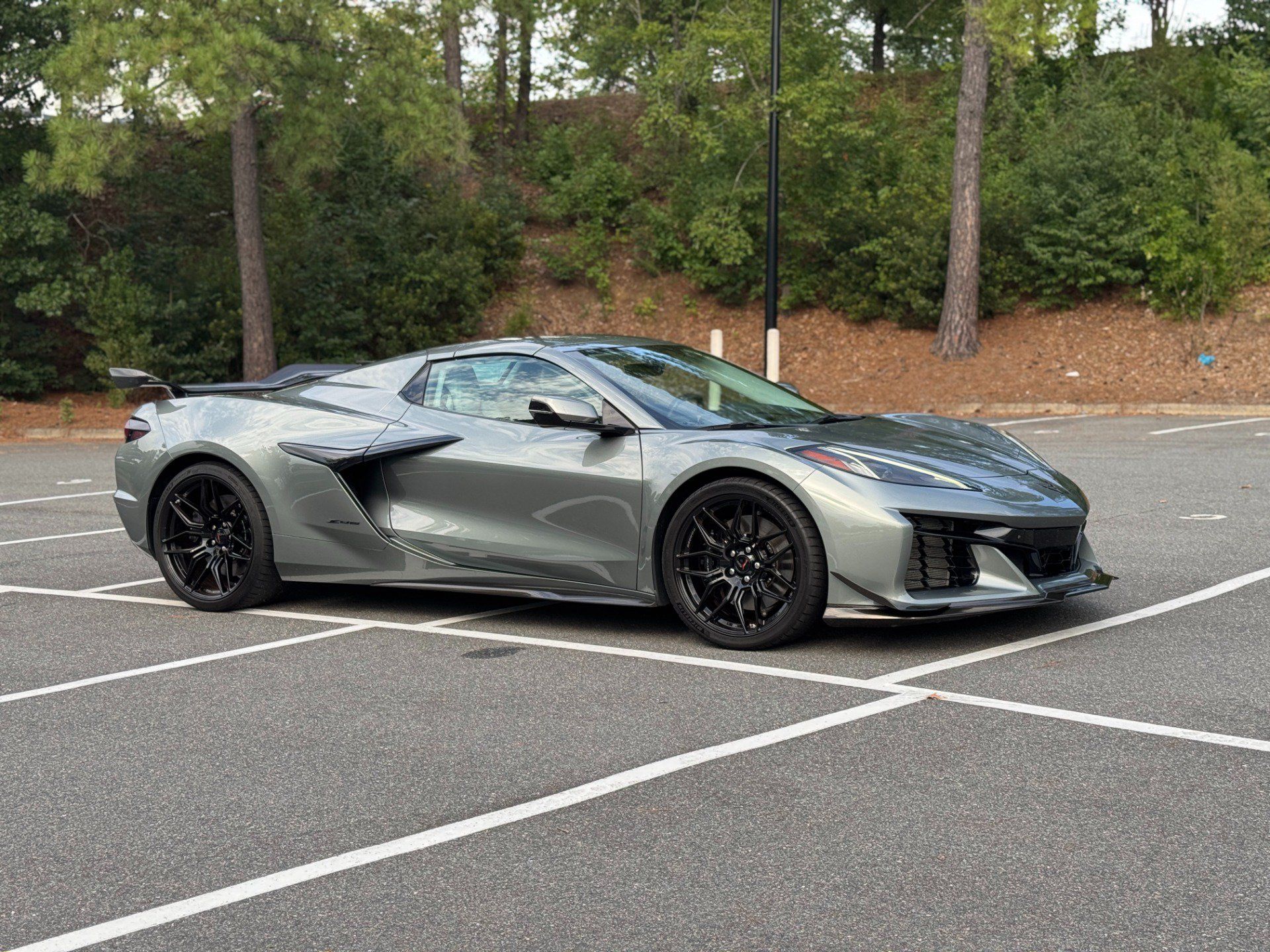 Used 2023 Chevrolet Corvette Z06 RWD image 15