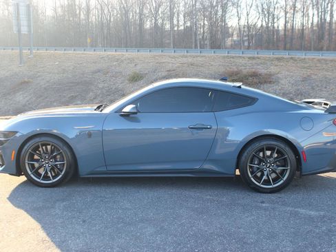 Used 2024 Ford Mustang Dark Horse image 4