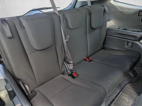 Used 2021 Subaru Ascent Premium w/ Convenience Package AWD/4WD image 16