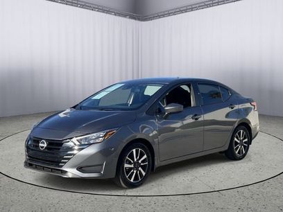 Used 2025 Nissan Versa SV w/ Trunk Package