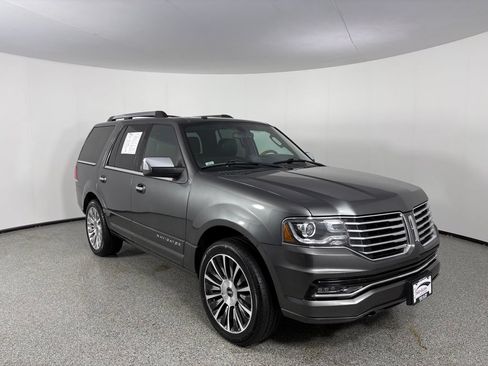 Used 2015 Lincoln Navigator 4WD image 8