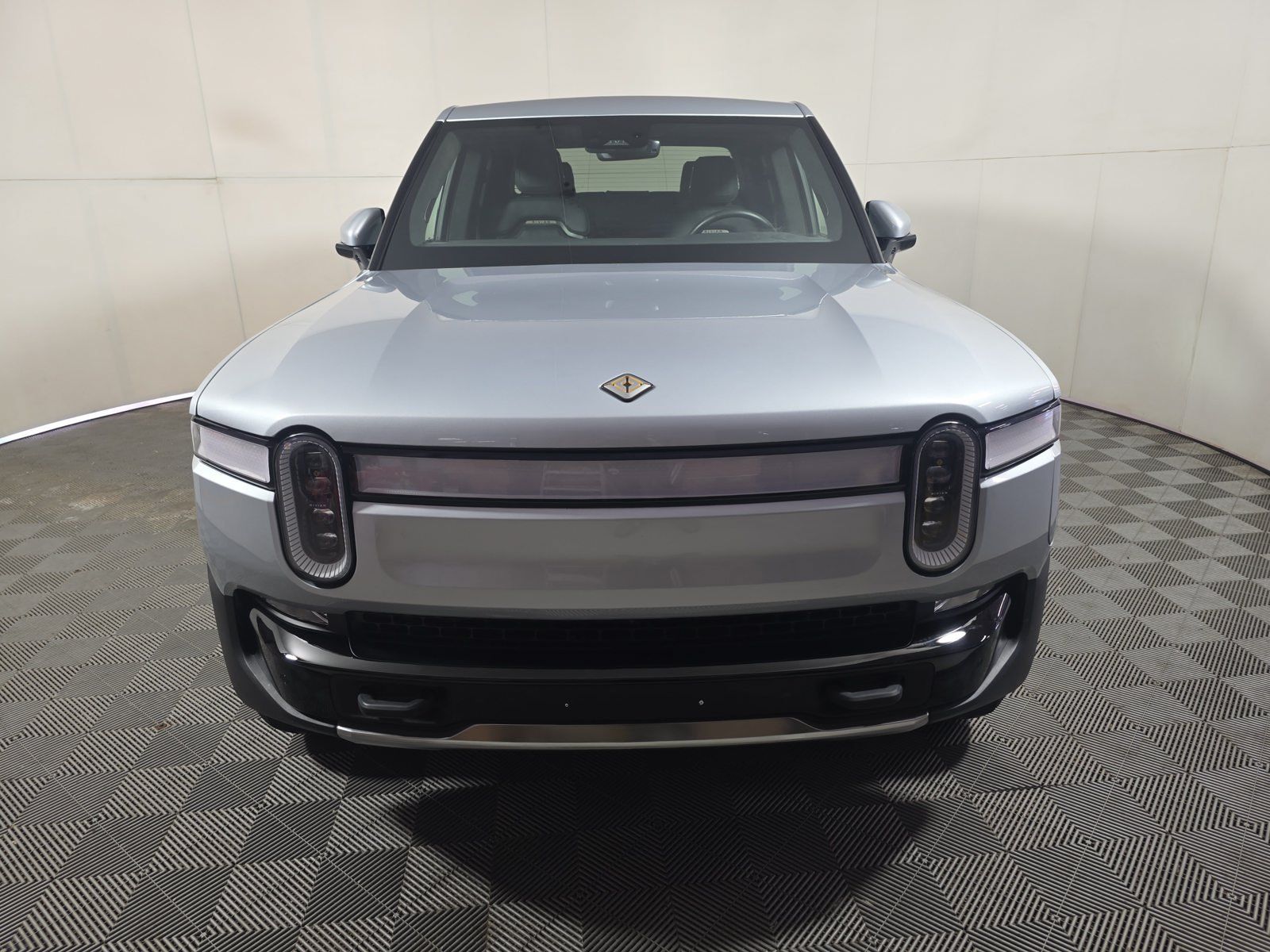 Used 2022 Rivian R1T Adventure AWD/4WD image 8