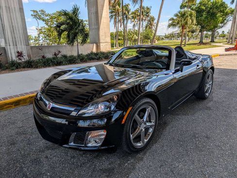Used 2008 Saturn Sky Red Line image 2