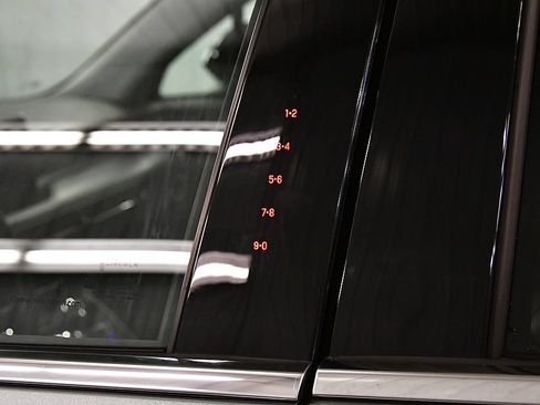 Used 2022 Lincoln Corsair AWD w/ Equipment Group 101A image 14