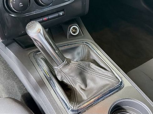 Used 2010 Dodge Challenger R/T RWD image 16