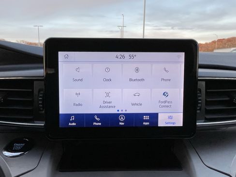 Used 2023 Ford Explorer XLT w/ Equipment Group 202A image 31