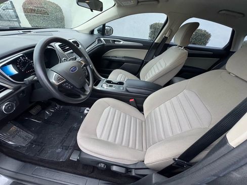 Used 2017 Ford Fusion S image 10