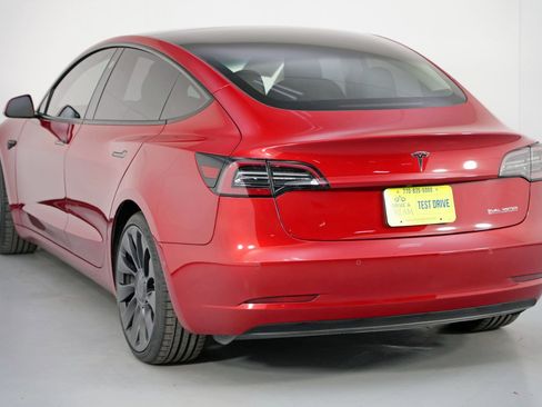 Used 2022 Tesla Model 3 Performance image 50