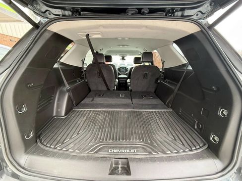 Used 2019 Chevrolet Traverse RS image 23