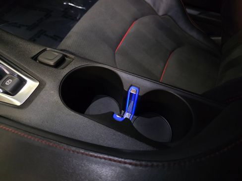 Used 2021 Chevrolet Camaro ZL1 RWD image 30