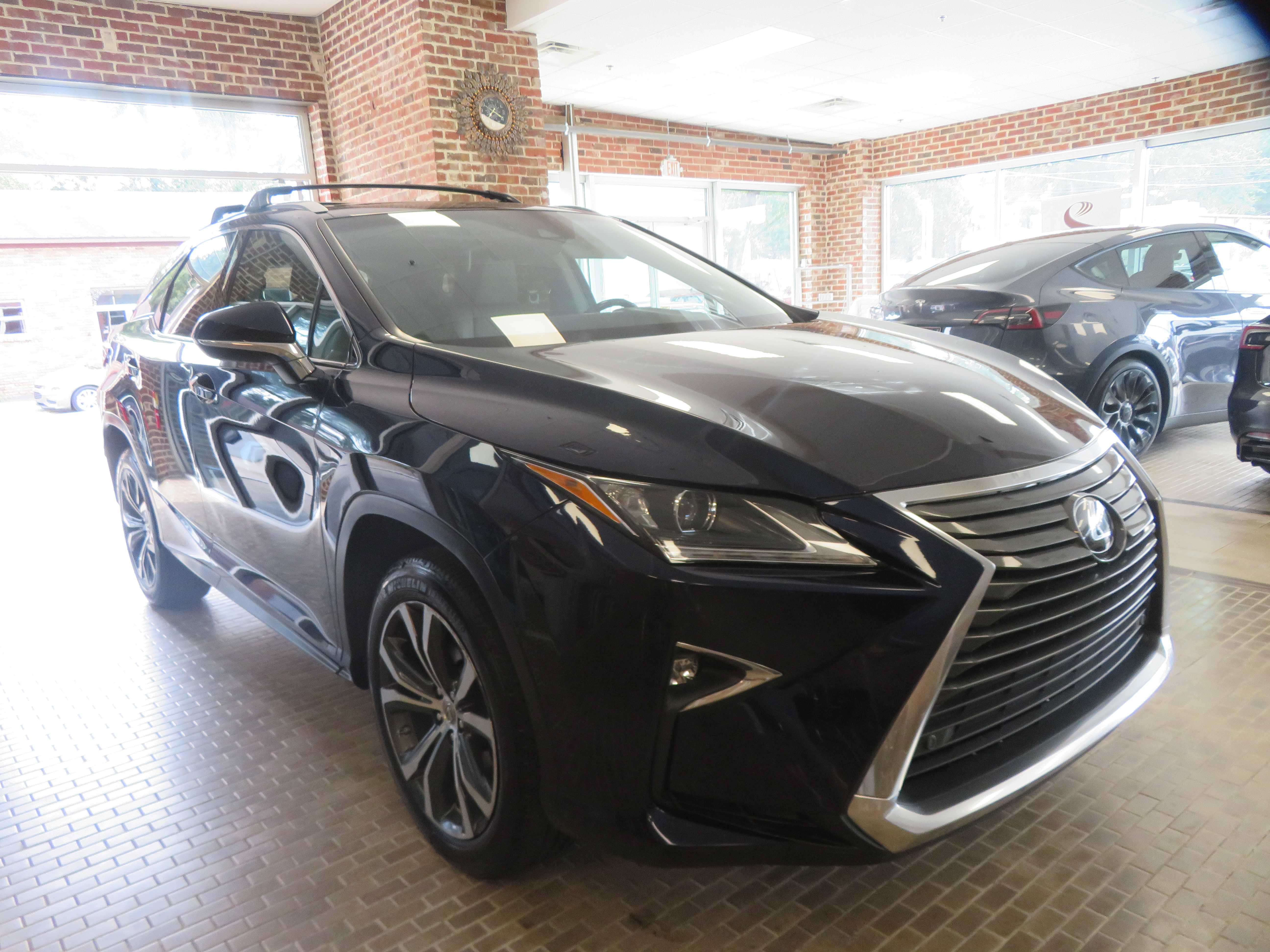 Used 2016 Lexus RX 350 AWD w/ Premium Package image 3