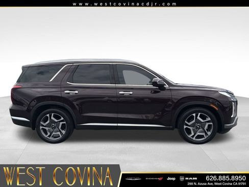 Used 2023 Hyundai Palisade Limited FWD image 12