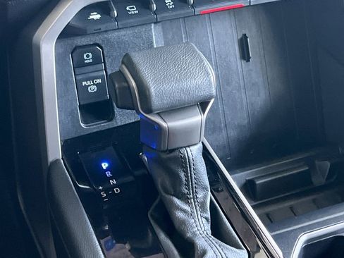 Used 2024 Toyota Tundra Limited image 24