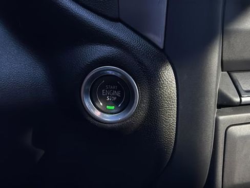 Used 2022 Chevrolet Silverado 1500 Custom RWD image 29