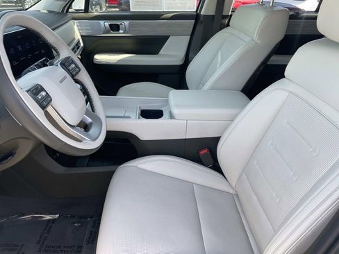 Used 2024 Hyundai Santa Fe Calligraphy AWD/4WD image 25