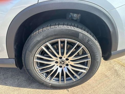 New 2026 Mercedes-Benz GLC 300 4MATIC image 3