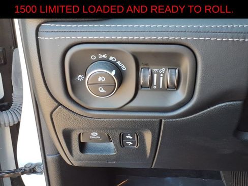Used 2024 RAM 1500 Limited AWD/4WD image 16
