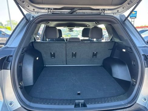 Used 2026 Chevrolet Equinox LT FWD image 7