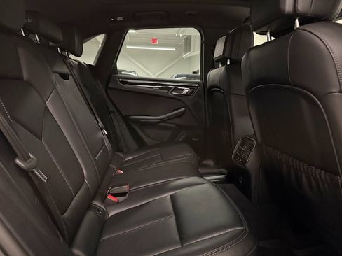 Certified 2026 Porsche Macan image 29