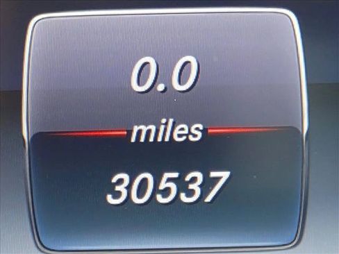 Used 2018 Mercedes-Benz GLC 300 image 6