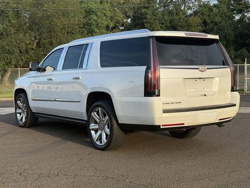 Used 2016 Cadillac Escalade ESV Platinum image 11
