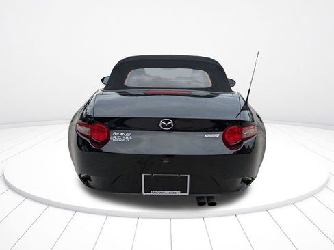 Used 2021 MAZDA MX-5 Miata Sport RWD image 5