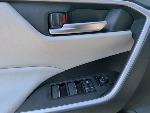 Used 2025 Toyota RAV4 XLE w/ Convenience Package AWD/4WD image 14