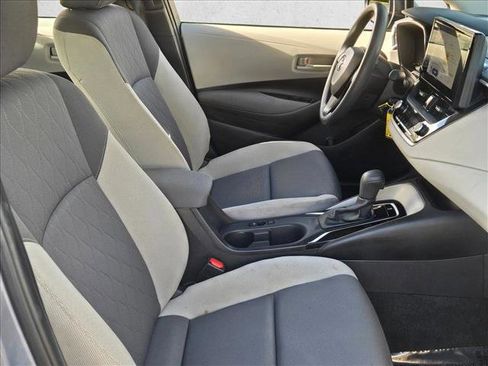 Used 2023 Toyota Corolla LE image 20