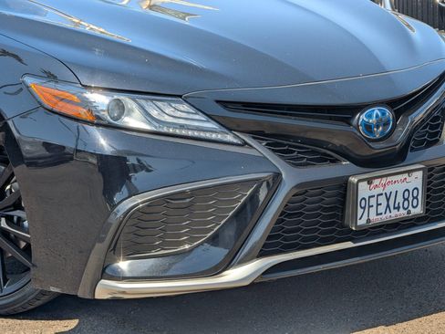 Used 2023 Toyota Camry XSE w/ Navigation Package FWD image 3