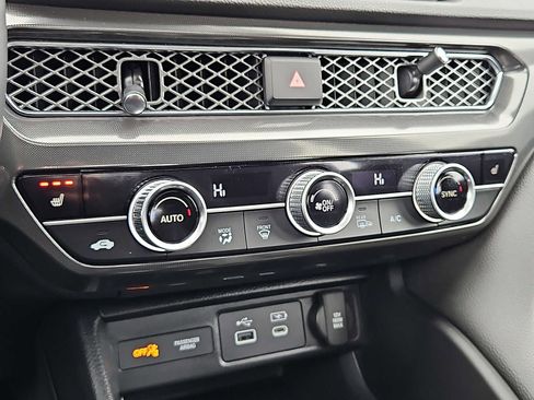 Used 2023 Acura Integra A-Spec image 17