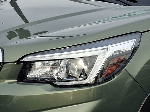 Used 2019 Subaru Forester Limited image 9