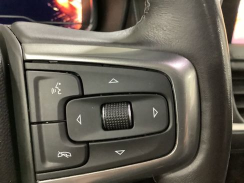 Used 2022 Chevrolet Tahoe LT w/ LT Signature Package image 12