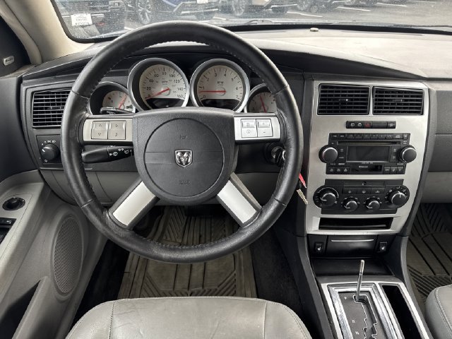 Used 2006 Dodge Magnum R/T w/ Convenience Group II AWD/4WD image 14