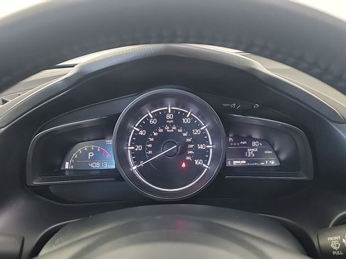Used 2018 MAZDA MAZDA3 Touring FWD image 22