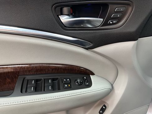 Used 2017 Acura MDX SH-AWD w/ Technology Package image 18