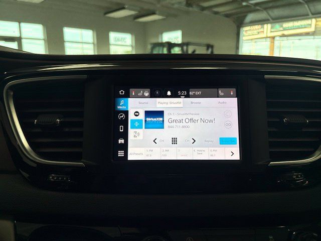 Used 2023 Chrysler Voyager LX FWD image 43