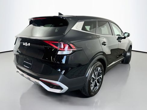 Used 2025 Kia Sportage EX FWD image 7