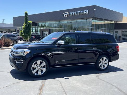 Used 2023 Ford Expedition Max Platinum AWD/4WD image 1