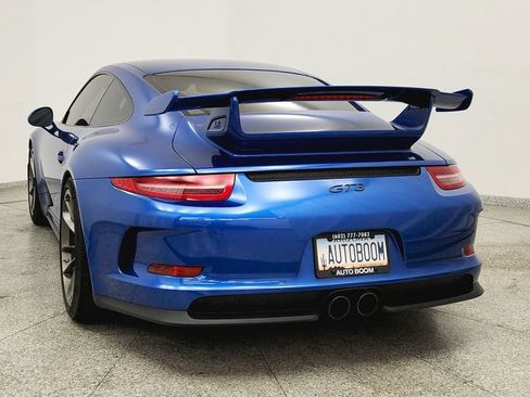 Used 2015 Porsche 911 GT3 RWD image 4
