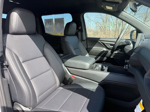 Used 2025 Chevrolet Silverado EV W/T image 21