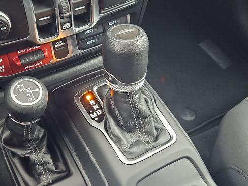 New 2026 Jeep Gladiator Mojave image 20