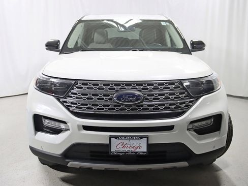 Used 2023 Ford Explorer Limited w/ Equipment Group 301A AWD/4WD image 8