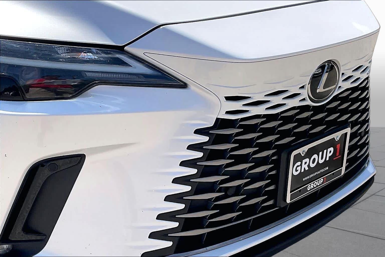 Used 2023 Lexus RX 350 Premium w/ Accessory Package (A2) FWD image 30