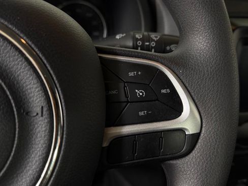 Used 2021 Jeep Renegade Sport AWD/4WD image 17