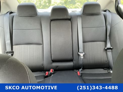 Used 2024 Nissan Altima 2.5 S FWD image 27