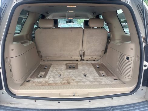 Used 2007 Chevrolet Tahoe LT w/ LT Preferred Equipment Group RWD image 16