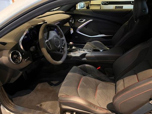 Used 2022 Chevrolet Camaro ZL1 image 15